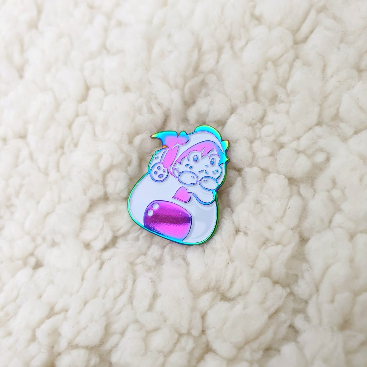 [Yuri!!! on Ice] Favorite snack - Enamel pin